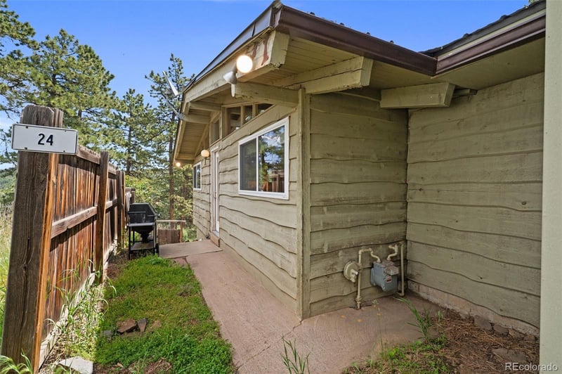 24 Pine Rd, Golden, CO 80401