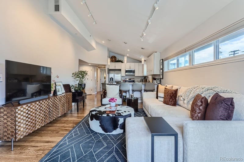 350 Detroit St #204, Denver, CO 80206
