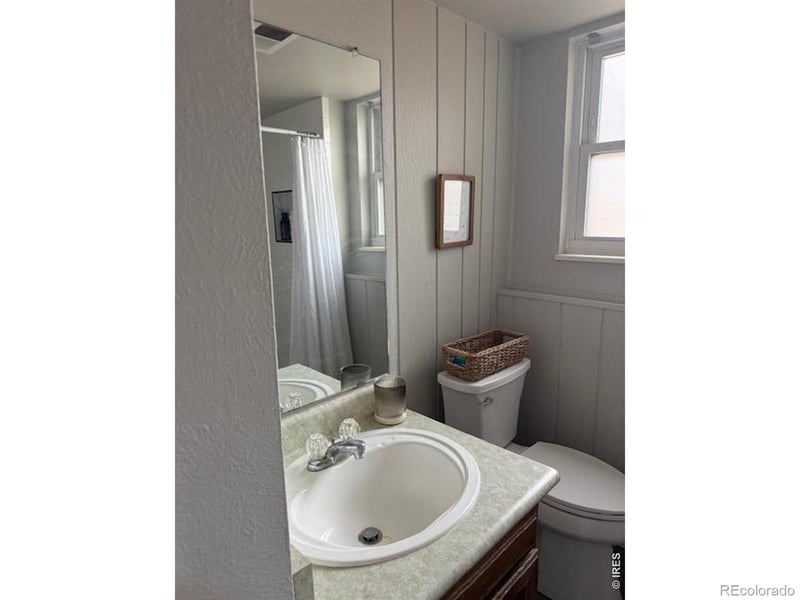 5670 Parfet St, Littleton, CO 80127