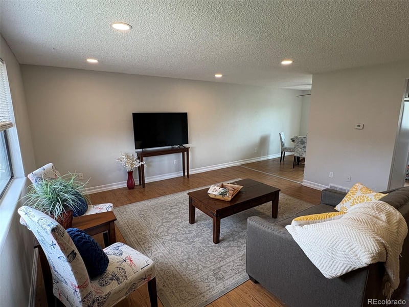 1005 Harmon Pl, Longmont, CO 80501