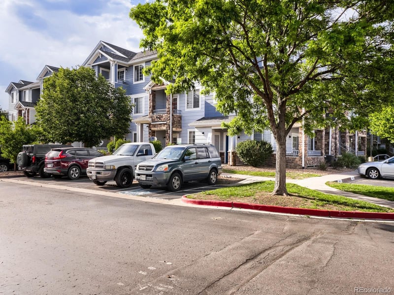 5255 Memphis St #1222, Denver, CO 80239