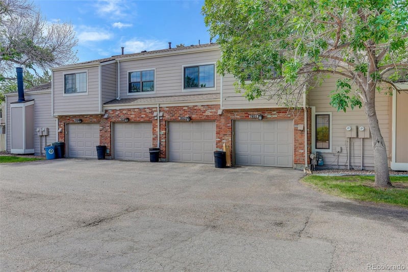 7853 87th Dr, Arvada, CO 80005