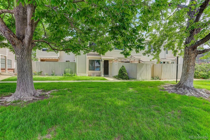 7853 87th Dr, Arvada, CO 80005