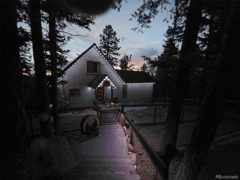 87 Bonanza Cir, Florissant, CO 80816