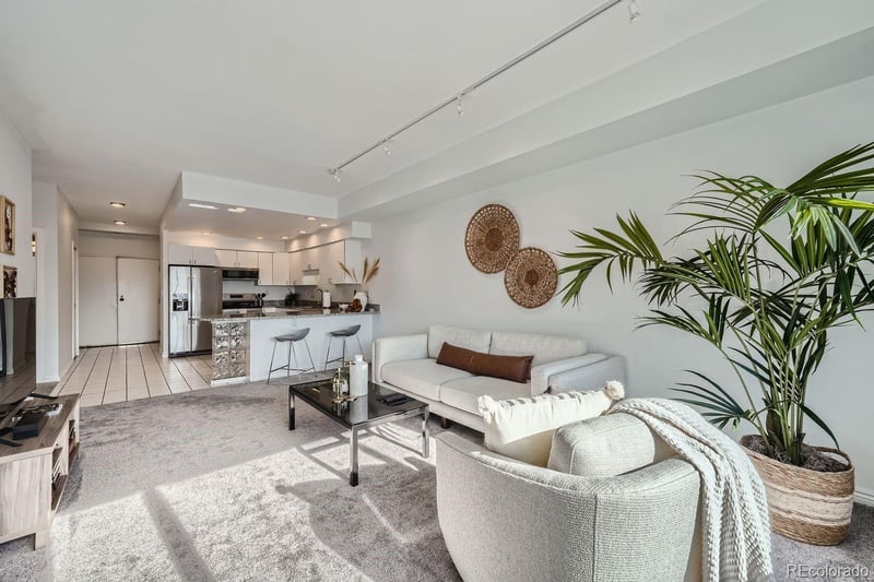 1551 Larimer St #3005, Denver, CO 80202