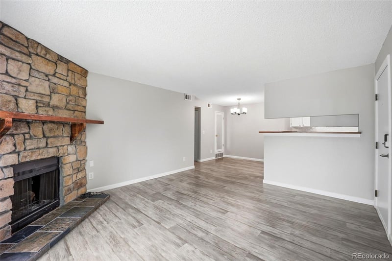 13363 Asbury Dr #201, Aurora, CO 80014