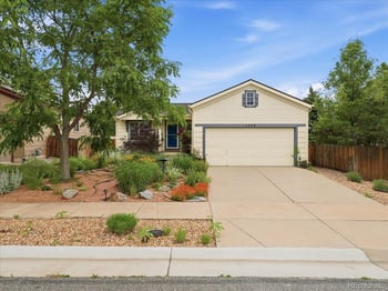 1559 Brimble Dr, Erie, CO 80516