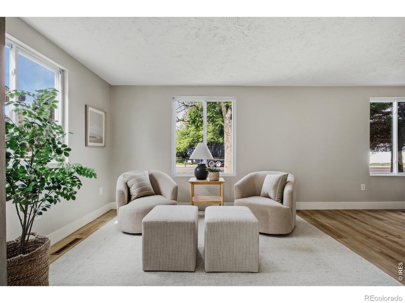 829 Independence Dr, Longmont, CO 80504