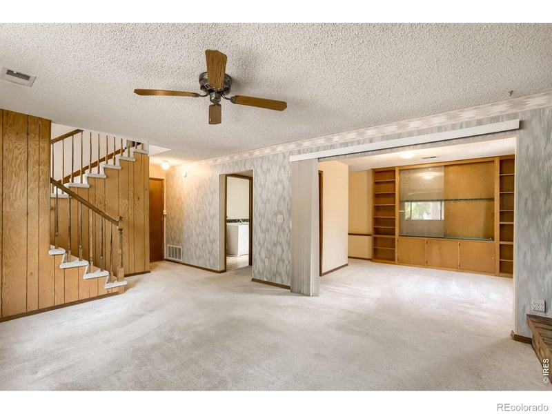 1621 Hoffman Dr, Loveland, CO 80538