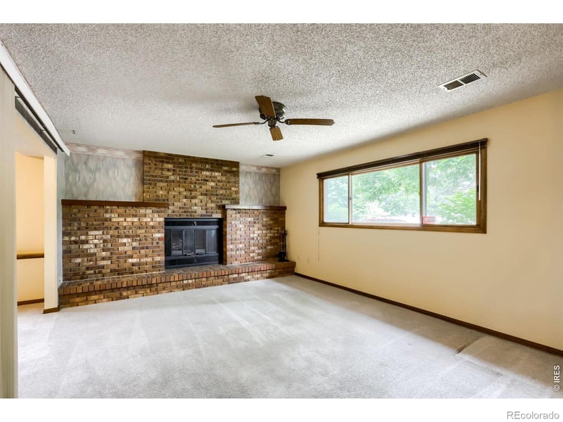 1621 Hoffman Dr, Loveland, CO 80538
