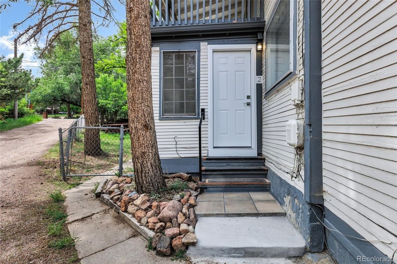 1803 Cheyenne Blvd #2, Colorado Springs, CO 80906