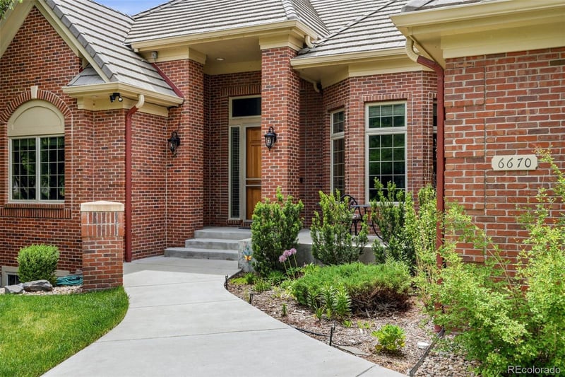 6670 W Crestline Ave, Littleton, CO 80123