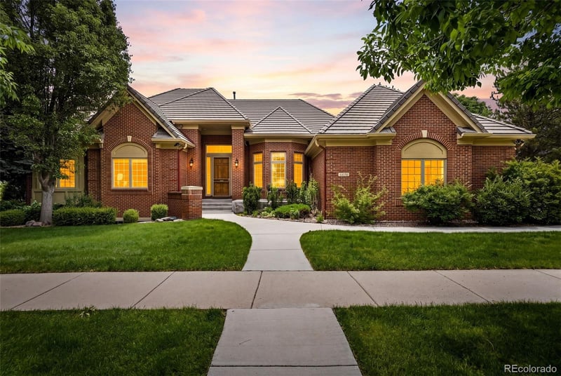 6670 W Crestline Ave, Littleton, CO 80123