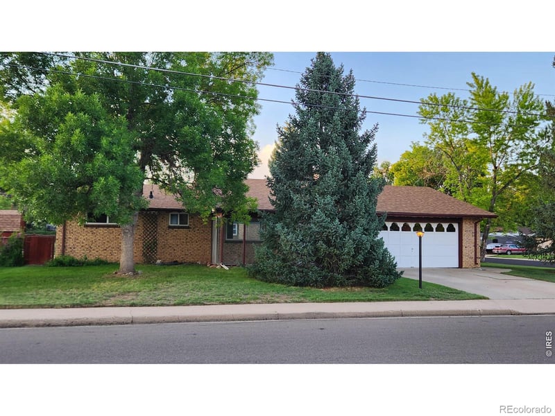 521 33rd St, Loveland, CO 80538