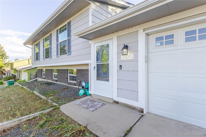 16568 Lasalle Pl, Aurora, CO 80013
