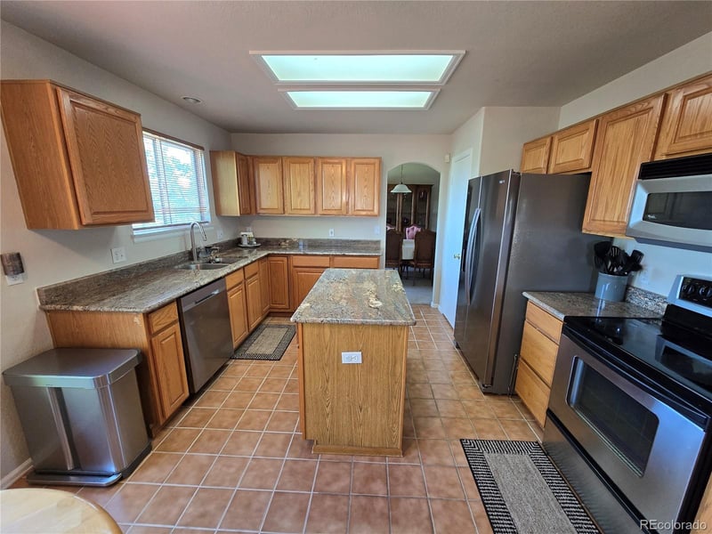 19173 Hampden Dr, Aurora, CO 80013