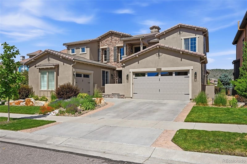 2383 S Lupine Way, Lakewood, CO 80228
