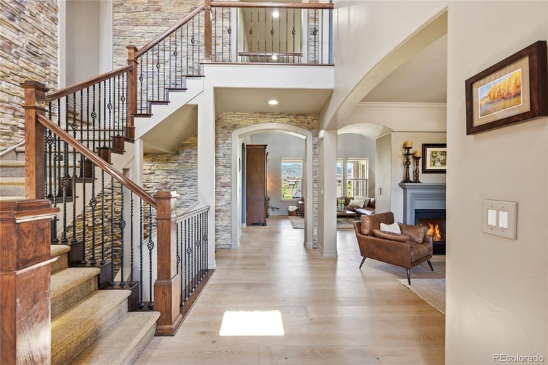 2383 S Lupine Way, Lakewood, CO 80228