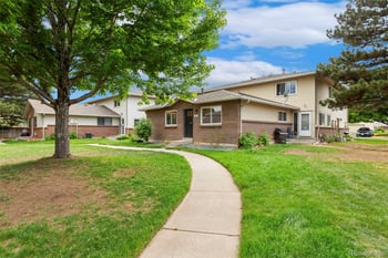 3354 S Flower St #12, Lakewood, CO 80227