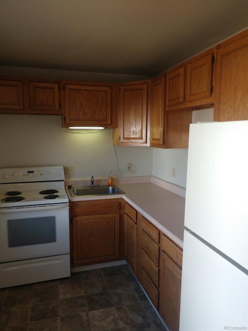 1273 Macon St, Aurora, CO 80010