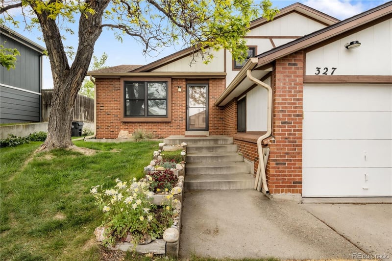 327 Poppy St, Golden, CO 80401