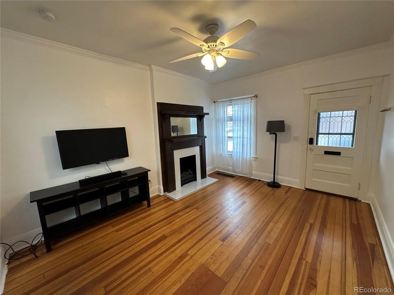 135 Exposition Ave, Denver, CO 80209