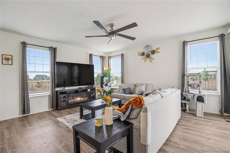 6024 154th Pl, Thornton, CO 80602