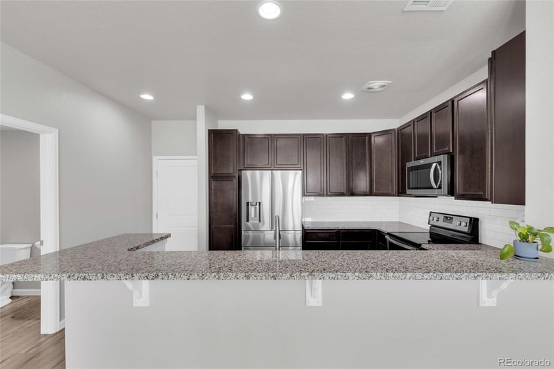 1756 Buchanan Cir, Aurora, CO 80018