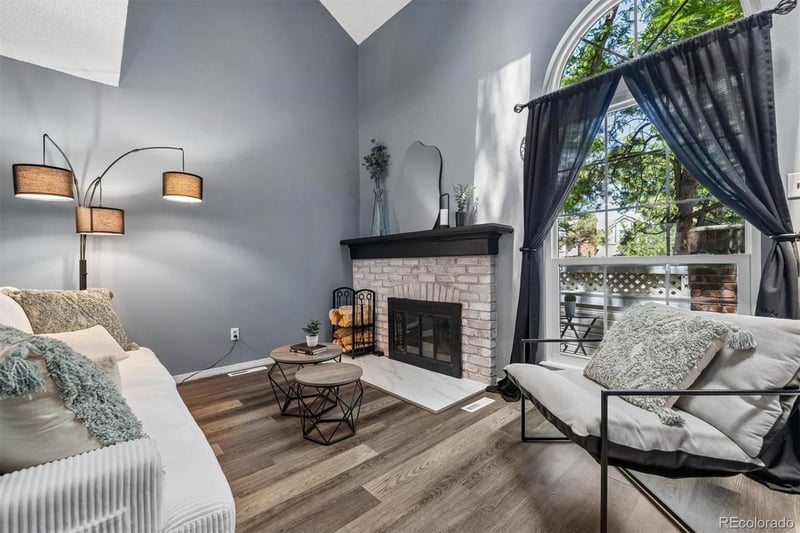 2913 W Long Cir #A, Littleton, CO 80120