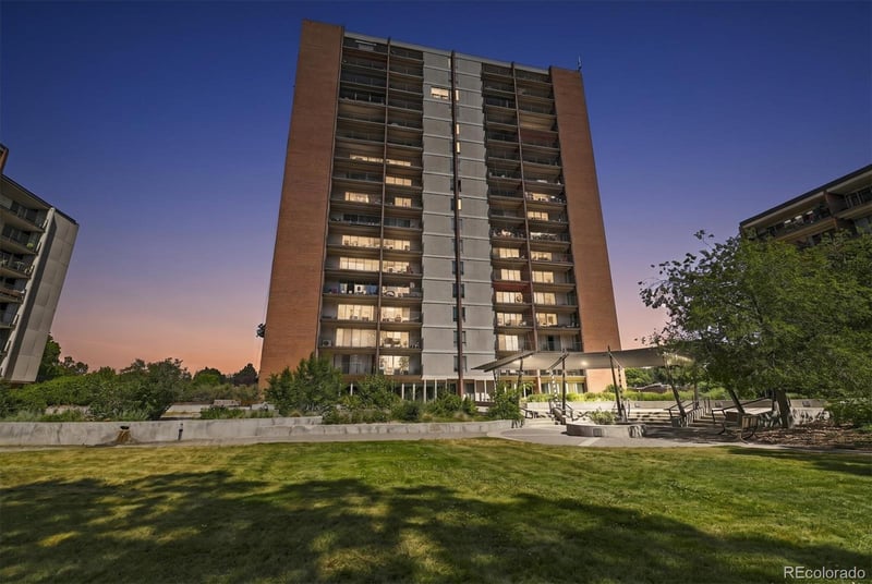 955 Eudora St #1007, Denver, CO 80220