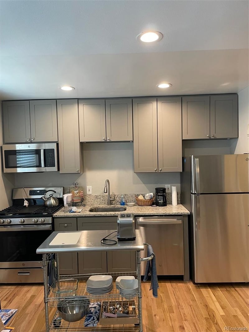 505 Logan St #4, Denver, CO 80203