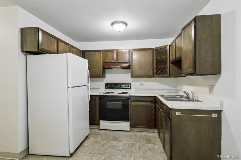 655 S Alton Way #2A, Denver, CO 80247