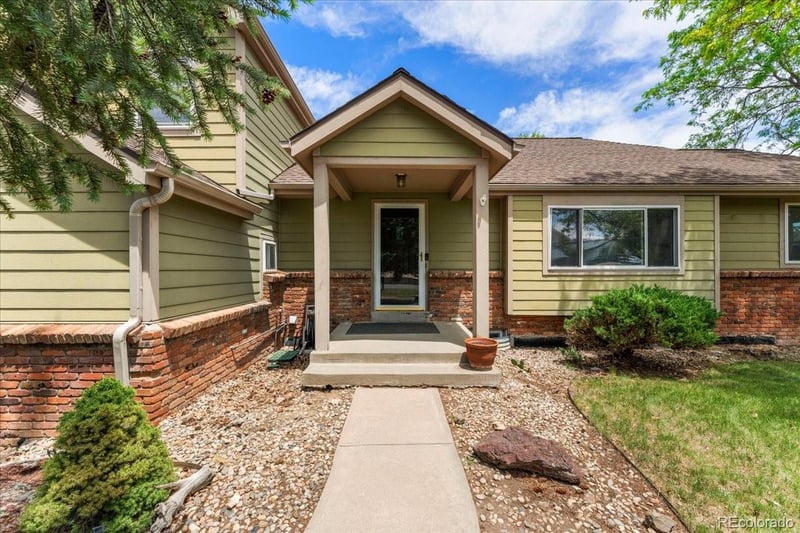 17385 W 57th Ave, Golden, CO 80403