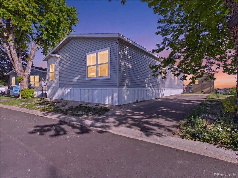 2910 Oriole St, Denver, CO 80260