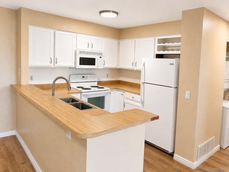 4480 Pitkin St #127, Aurora, CO 80015