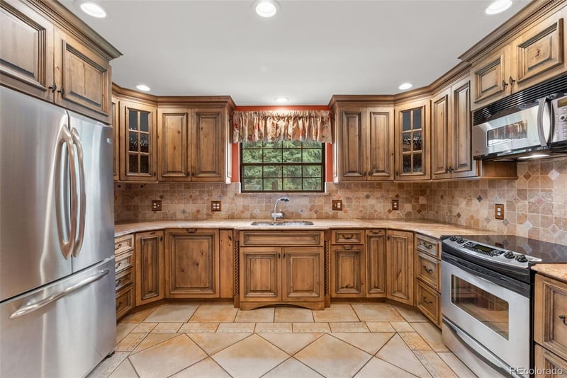 5177 W Lake Pl, Littleton, CO 80123