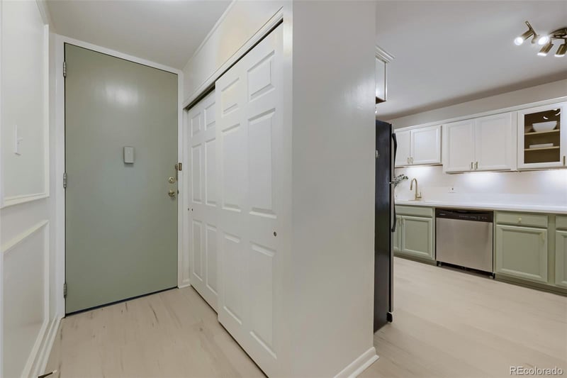 705 Clinton St #9B, Denver, CO 80203