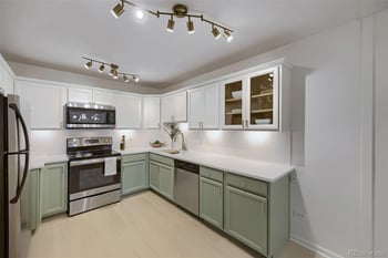 705 S Clinton St #9B, Denver, CO 80203
