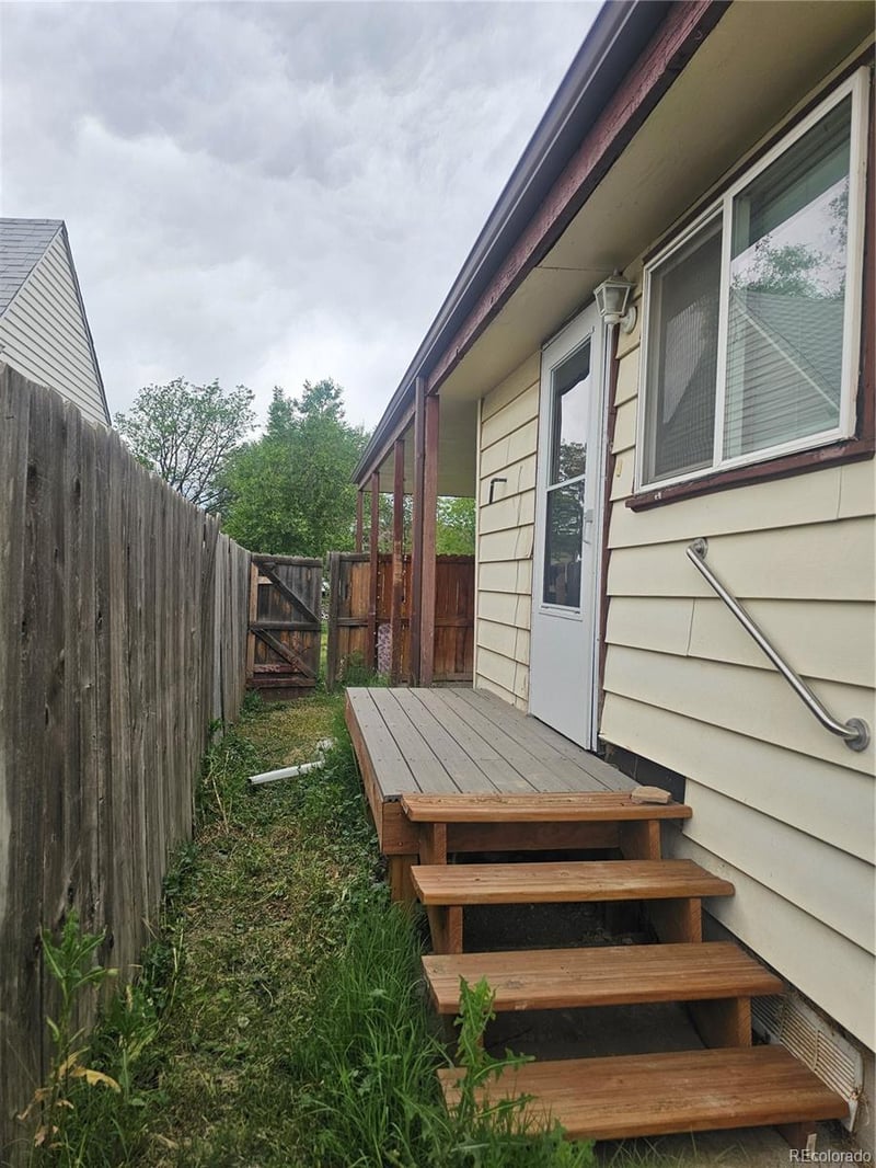 6680 Julian St, Denver, CO 80221