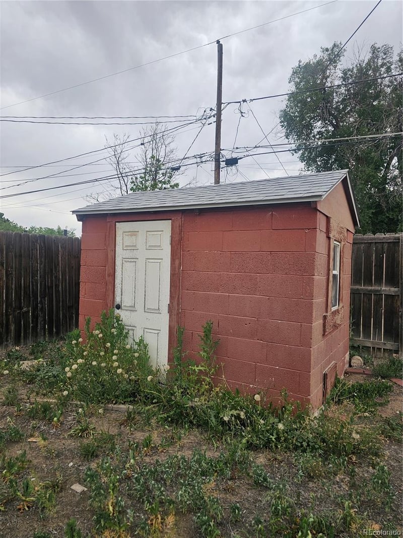 6680 Julian St, Denver, CO 80221