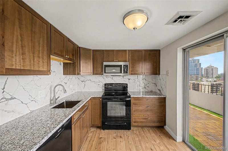 130 Pearl St #1103, Denver, CO 80203