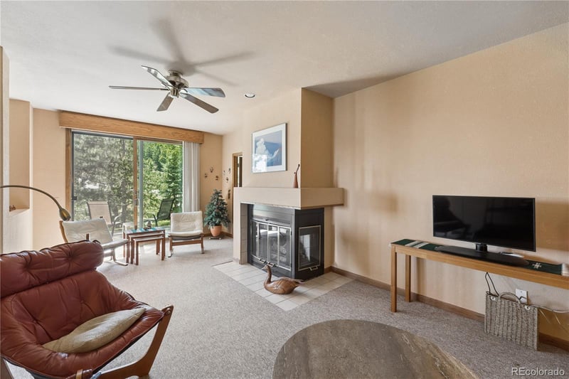 752 Ridgeside Dr, Golden, CO 80401