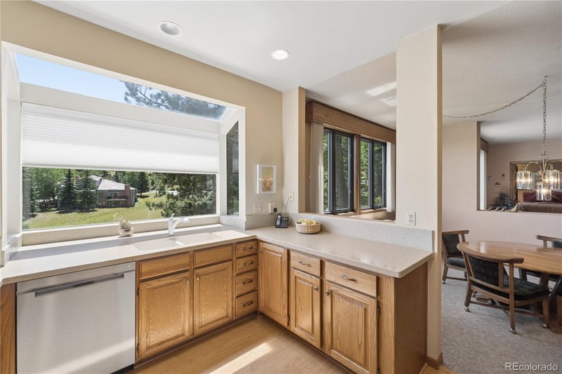752 Ridgeside Dr, Golden, CO 80401