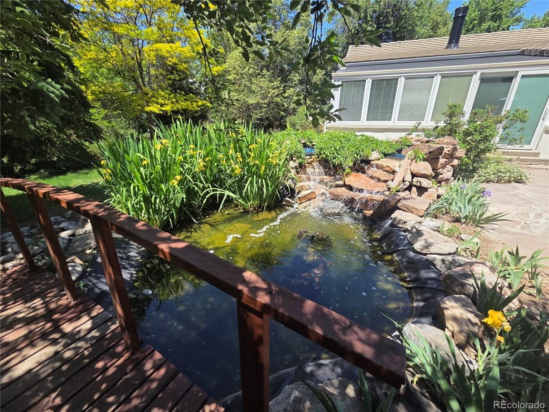 2713 Paris Pl, Aurora, CO 80014