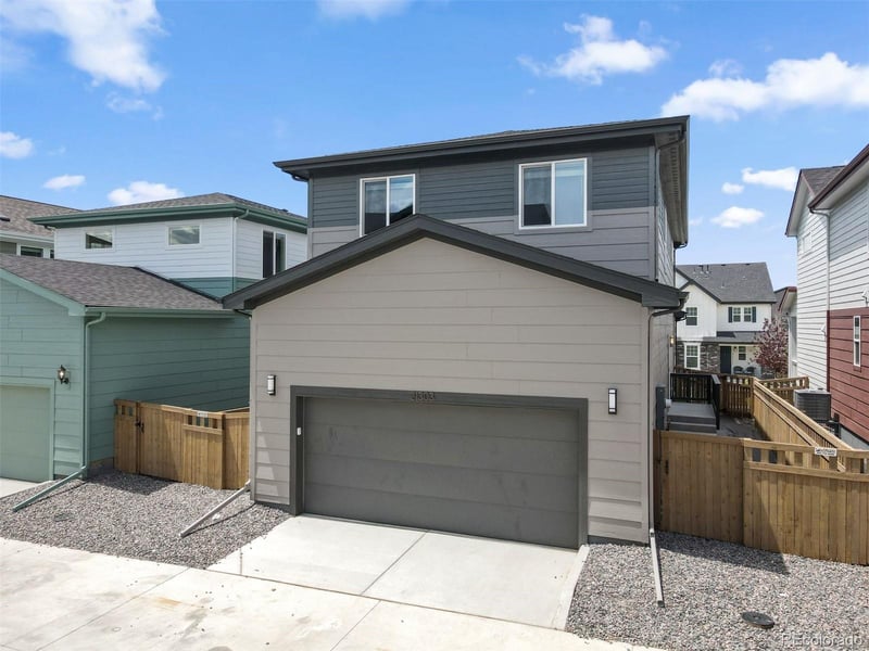 21303 63rd Dr, Aurora, CO 80019