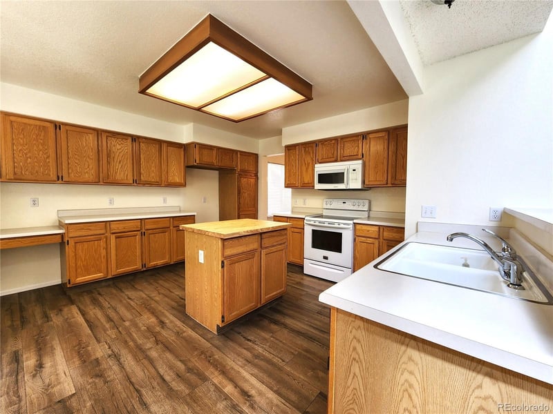 10705 Milliken St, Parker, CO 80134