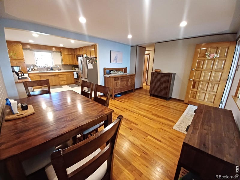 1024 Collyer St, Longmont, CO 80501