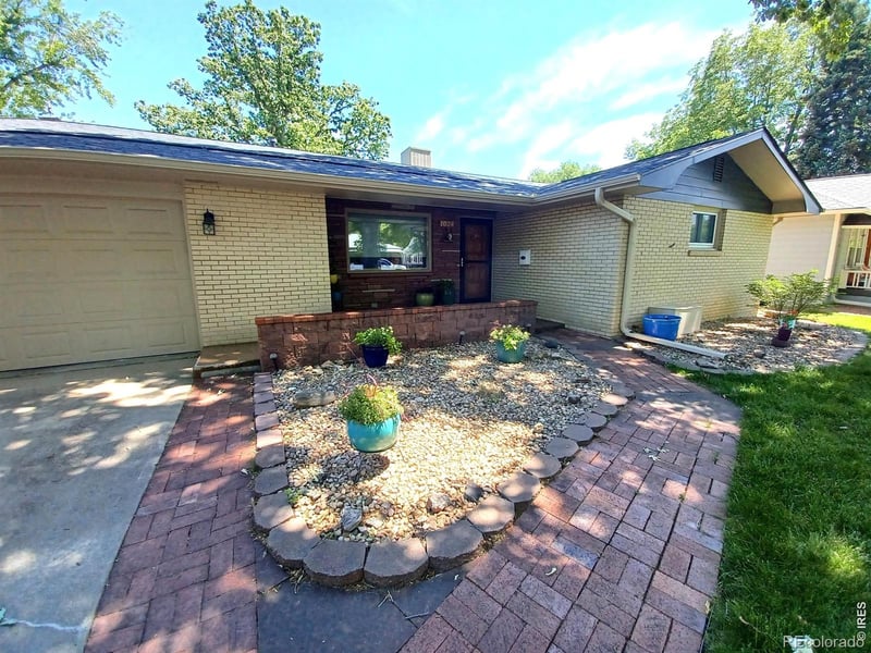 1024 Collyer St, Longmont, CO 80501