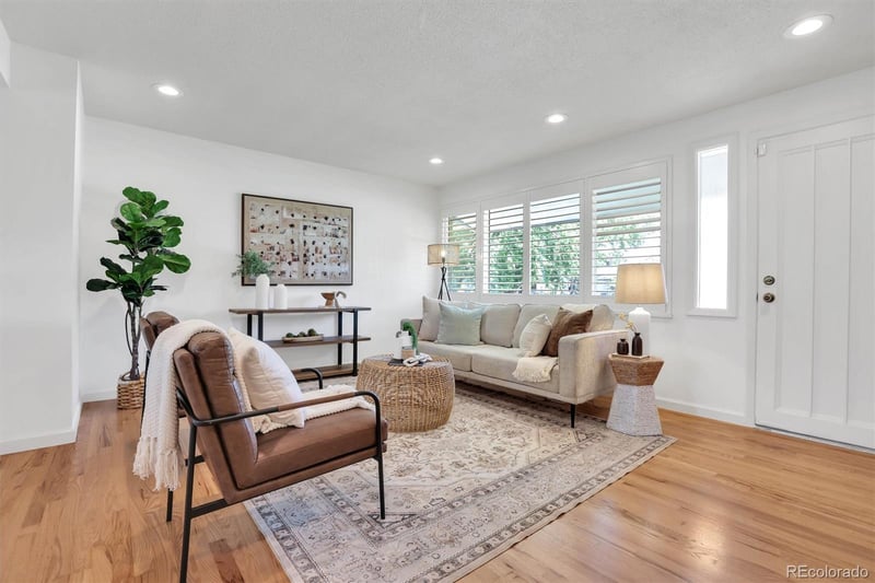 6986 E Louisiana Ave, Denver, CO 80224