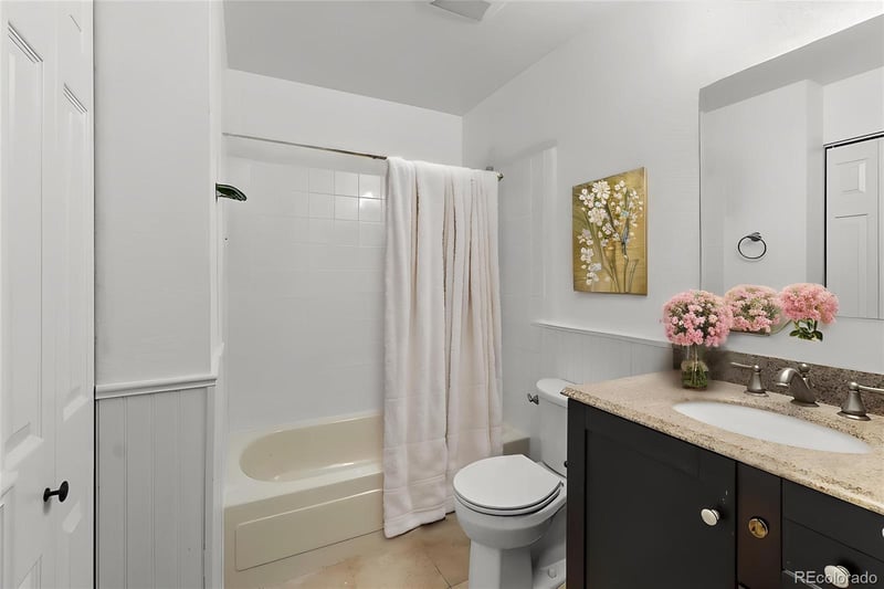 8555 Fairmount Dr #D204, Denver, CO 80247